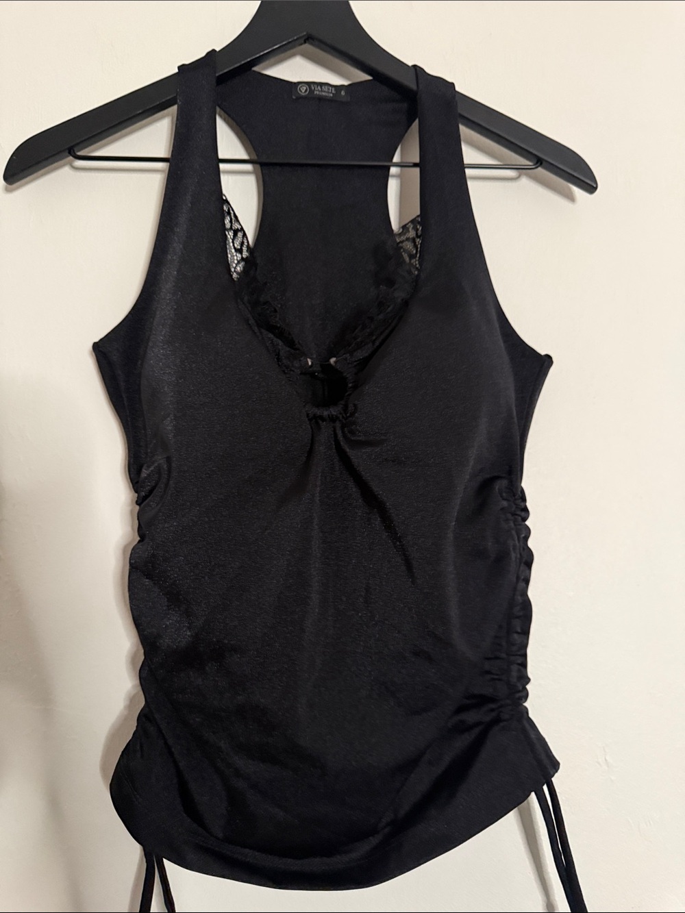 Black Lace-Trim Womenโs Swim Tankini Top